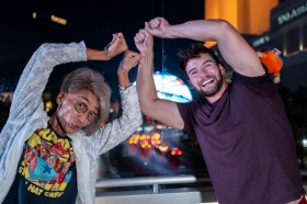 "ONE PIECE" Enthralls Las Vegas: Kazuki Yao, the Voice of Franky, Enjoys the Event in Person; Eiichiro Oda's Comments Arrive