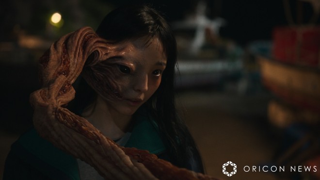 Jung Su-in/Hyde in the Netflix series "Parasyte - The Grey," exclusively streaming on Netflix from April 5.