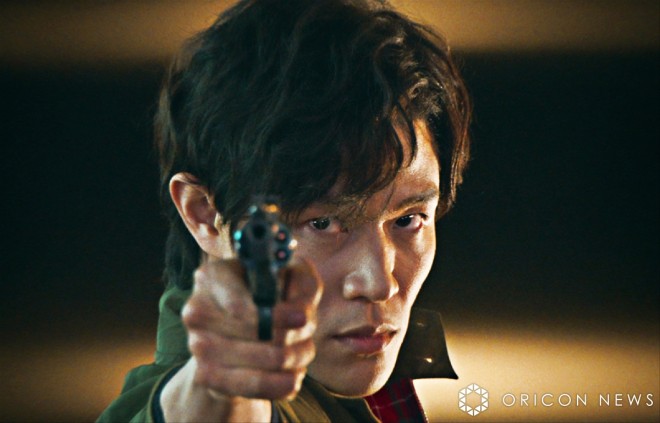 Ryohei Suzuki stars in "City Hunter," exclusively on Netflix (C) Tsukasa Hojo / Coamix 1985
