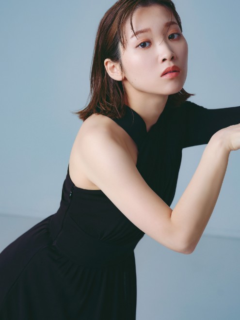 Kana Ichinose appearing in the new magazine 'VOICE VISTA magazine vol.02' (Kodansha) (Photography by Fumiko Shibata)