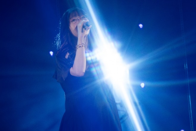 Aimer, the first Japanese solo artist to hold a two-day concert at the Shanghai Mercedes-Benz Arena - Photo by Takashi Hirano