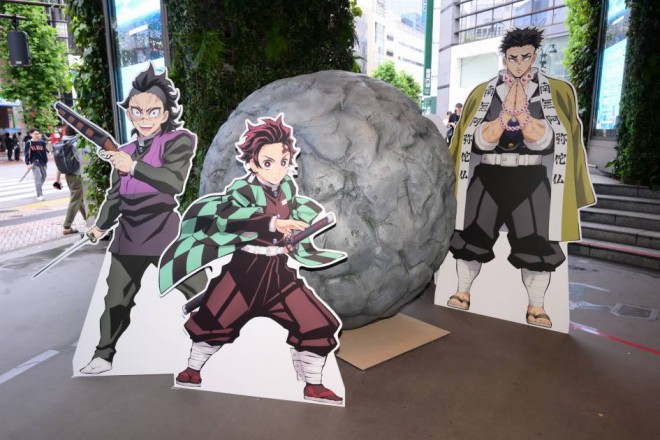 Gyomei Himejima's Rock Pushing Training in Shibuya