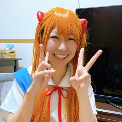 Pad Thai Saki working hard in Thailand