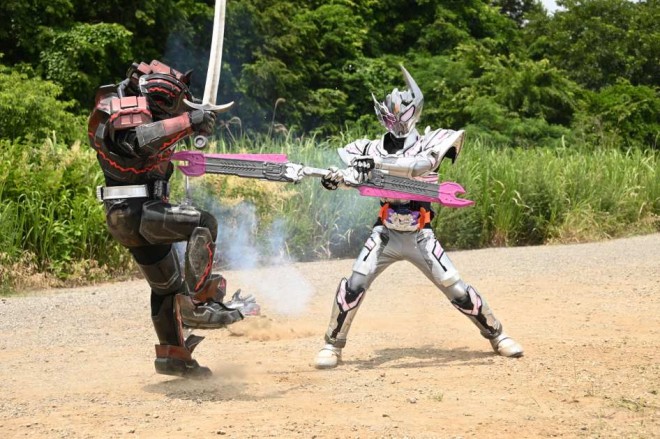 From the final episode of "Kamen Rider Gotchard" © 2023 Ishimori Productions, TV Asahi, ADK EM, Toei