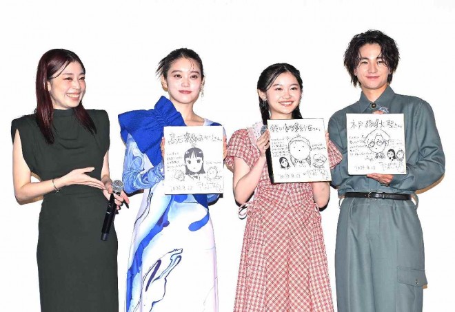 The cast of The Colors Within and Powerpuff Boys at the stage greeting event