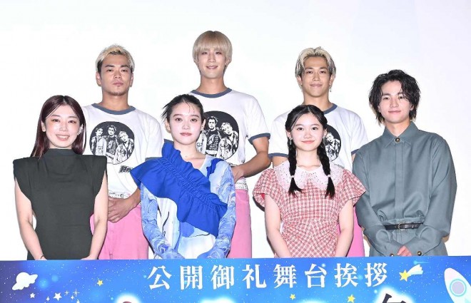 The cast of The Colors Within and Powerpuff Boys at the stage greeting event