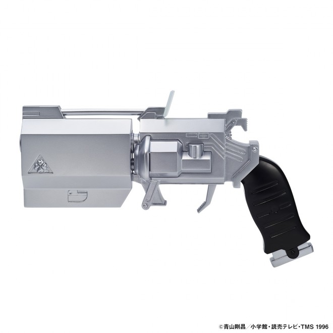 The adult role-play toy Kaito Kid Trump Gun from Detective Conan (C) Gosho Aoyama / Shogakukan, Yomiuri TV, TMS 1996