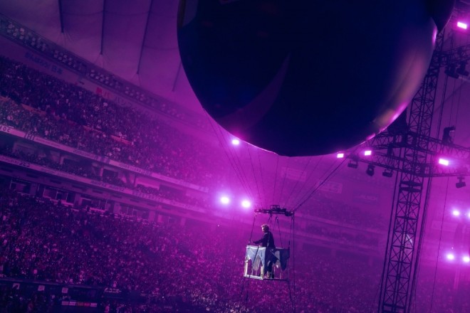 YOASOBI's First Dome Performance © Photo by Masanori Fujikawa