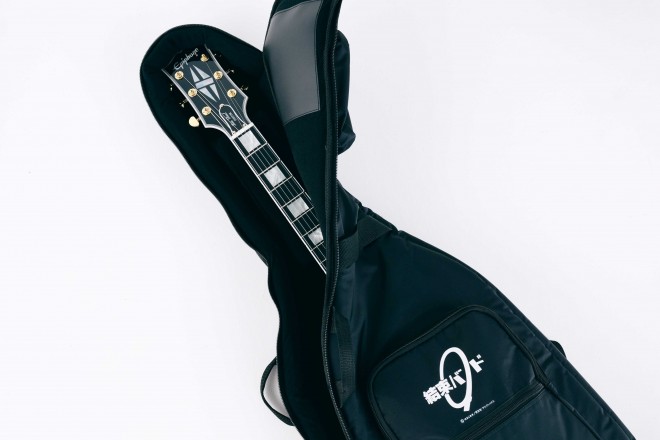 Epiphone Inspired by Gibson Custom Les Paul Custom “Bocchi Edition”