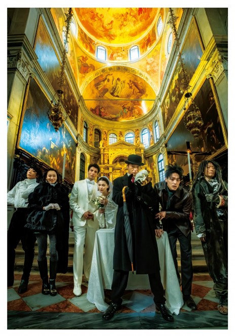 Theater-exclusive B6-size Special Photo Card for Thus Spoke Kishibe Rohan: At a Confessional, showcasing the main cast striking iconic JoJo-style poses in front of Venice’s San Rocco Church