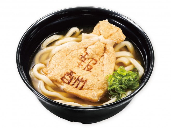 A whimsical sushi chazuke dish inspired by Chiikawa’s Episode 12 moment, exclusively at Kura Sushi’s summer campaign (Harajuku, Tokyo ©Kura Sushi/Chiikawa Project)