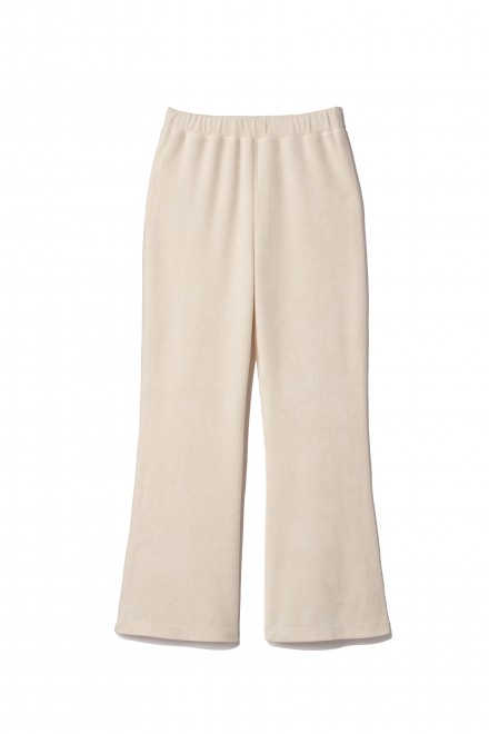 Hitsujibungaku, Shaun the Sheep, and ST unveil second triple collaboration winter collection, made-to-order.