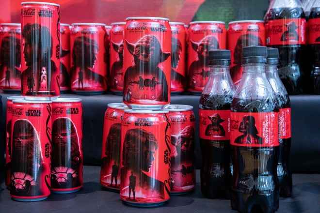 New Coca-Cola x Star Wars commercial airing from September 1 in Japan