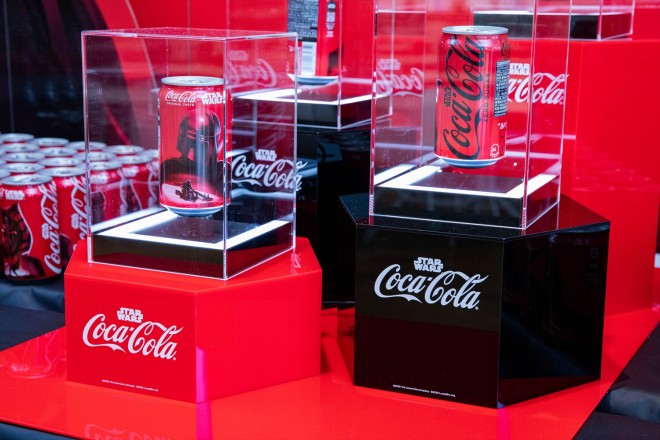 New Coca-Cola x Star Wars commercial airing from September 1 in Japan