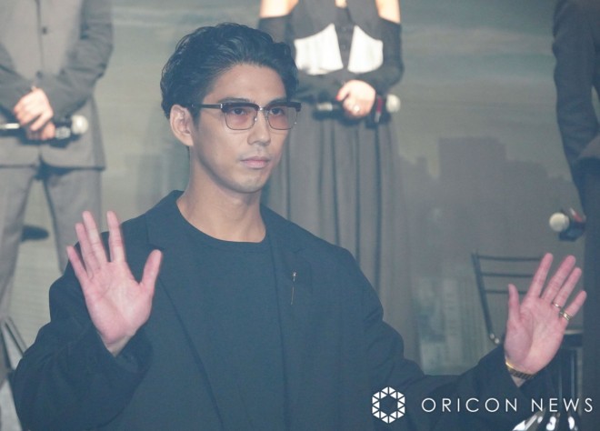 Kento Kaku appeared at the global fan event for Alice in Borderland Season 3.