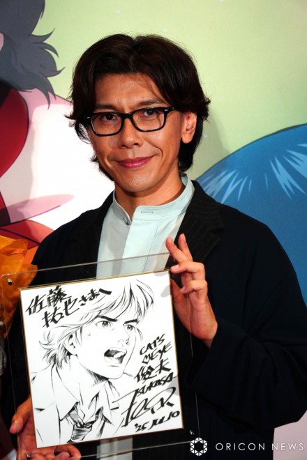 Takuya Satō appearing at the pre-release screening event for the anime Cat’s Eye