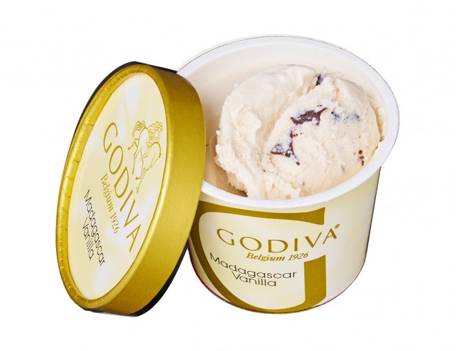 GODIVA × CLAMP Collection Assortment