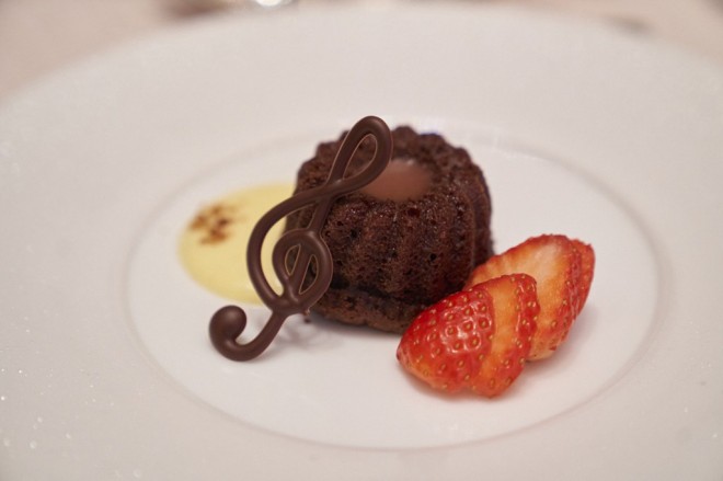 Gundam Wing Dinner Show